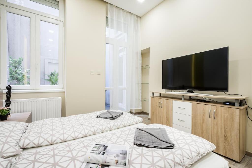 Szalag Utca 6 Luxurious Flat Castle District Apartment Budapest Exterior photo
